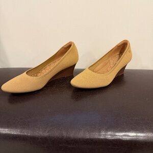 Tan platform heels